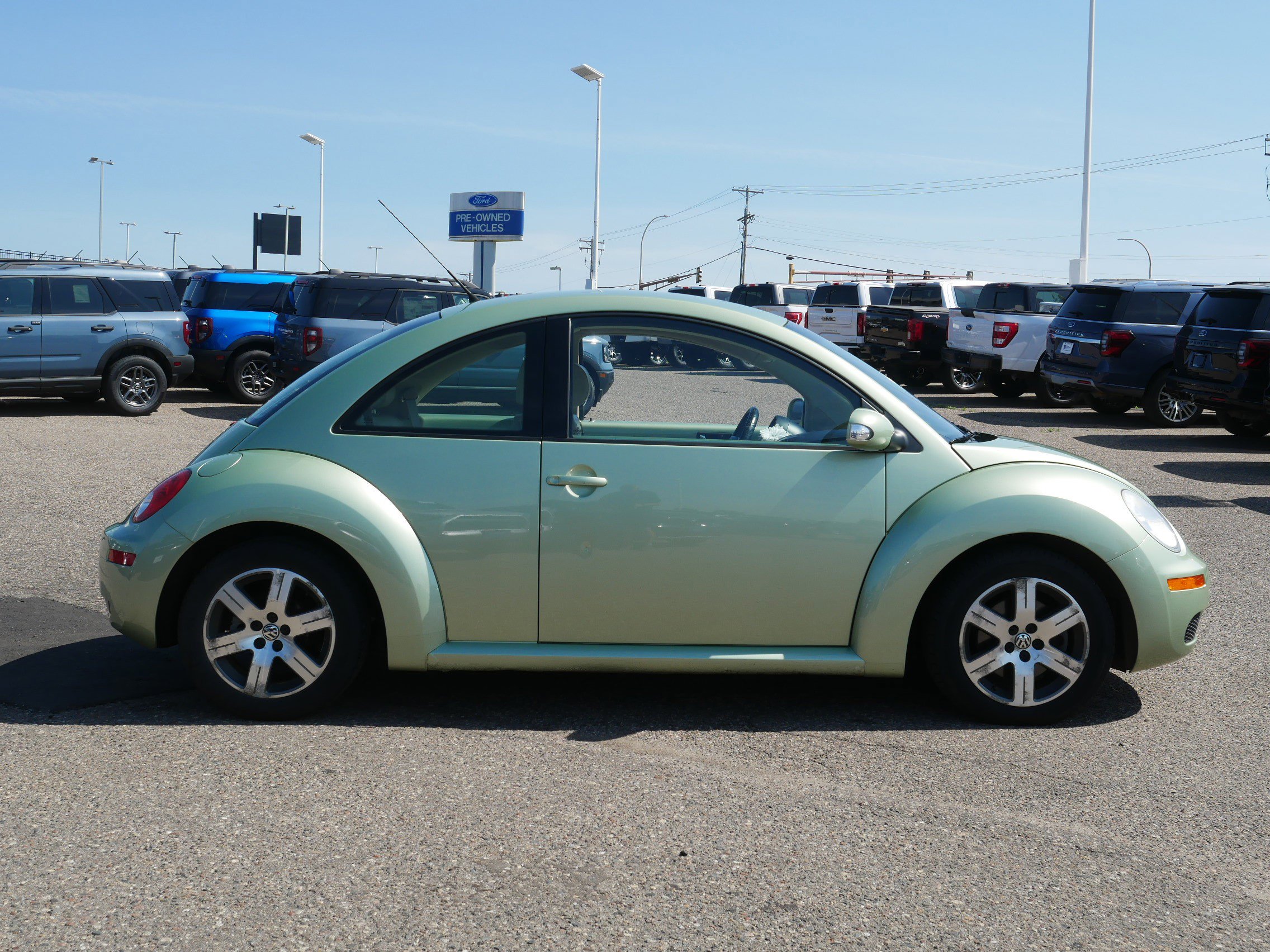 volkswagen new beetle 2006 3VWPW31C86M403007 image volkswagen new beetle 2006 3VWPW31C86M403007 image